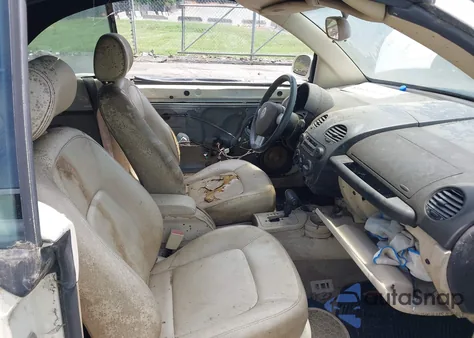 2003 Volkswagen New Beetle Gls из США, поврежденный, VIN 3VWCK21Y53M312675